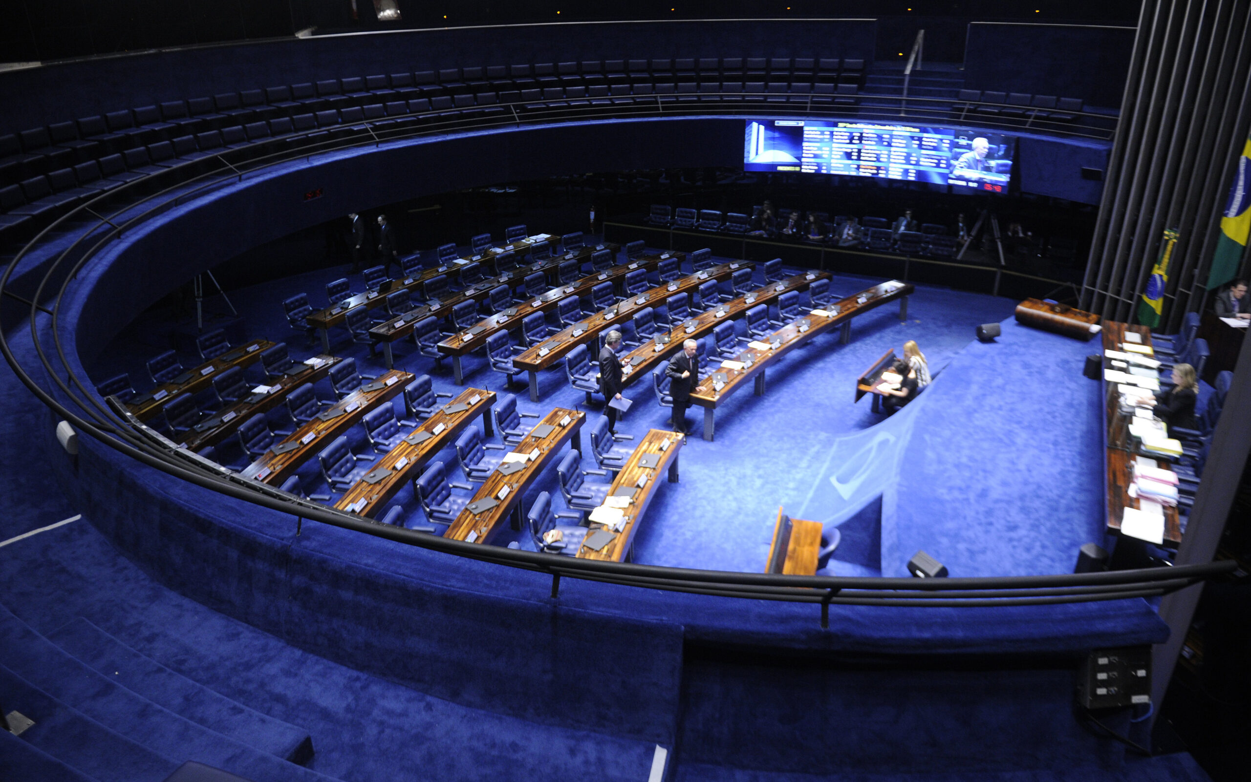 Debate sobre redução da jornada é inoportuno, alerta FIESC