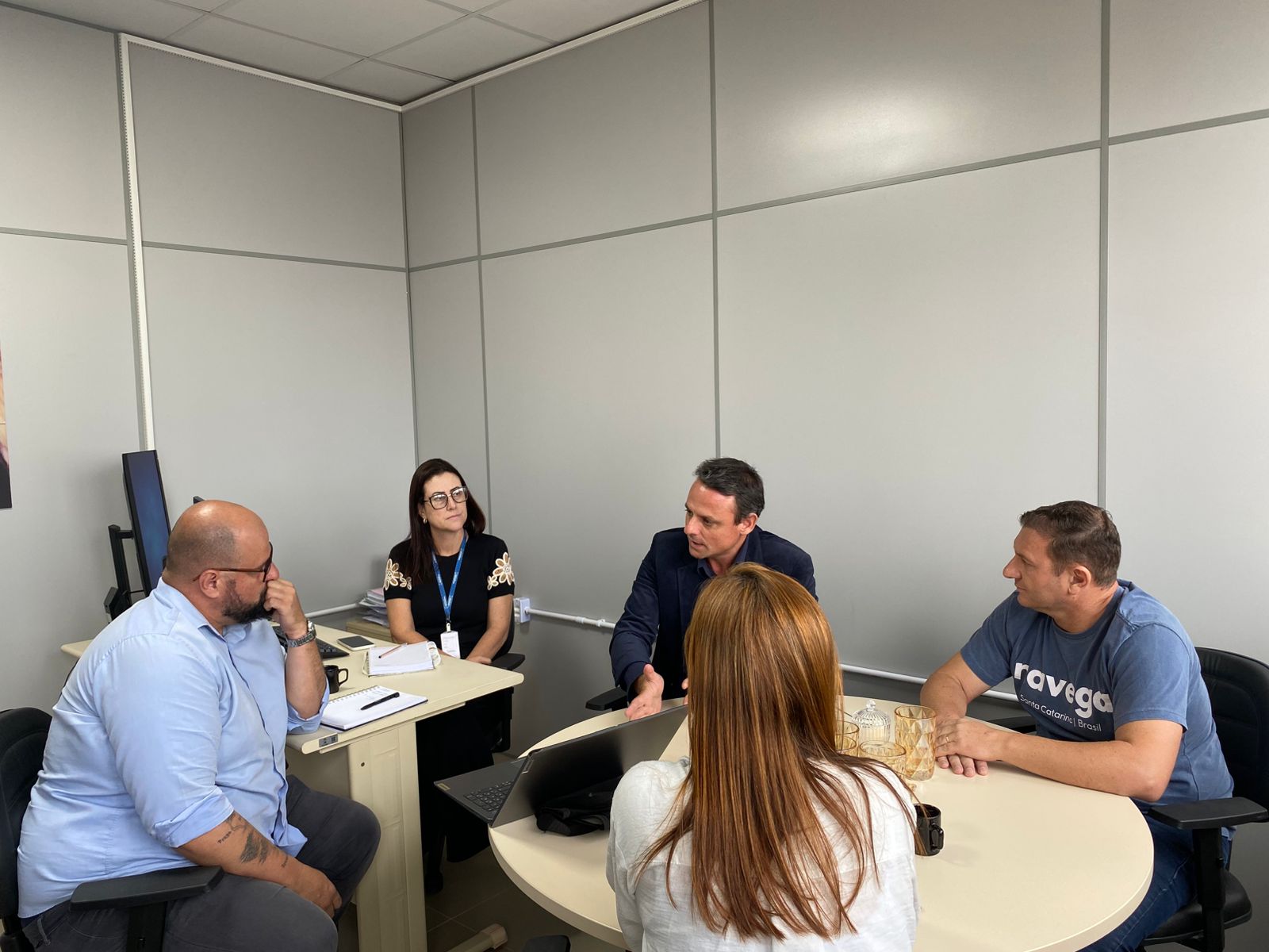 ICIS apresenta Projeto Inovar Social Navegantes a Secretarias Municipais e Câmara de Vereadores